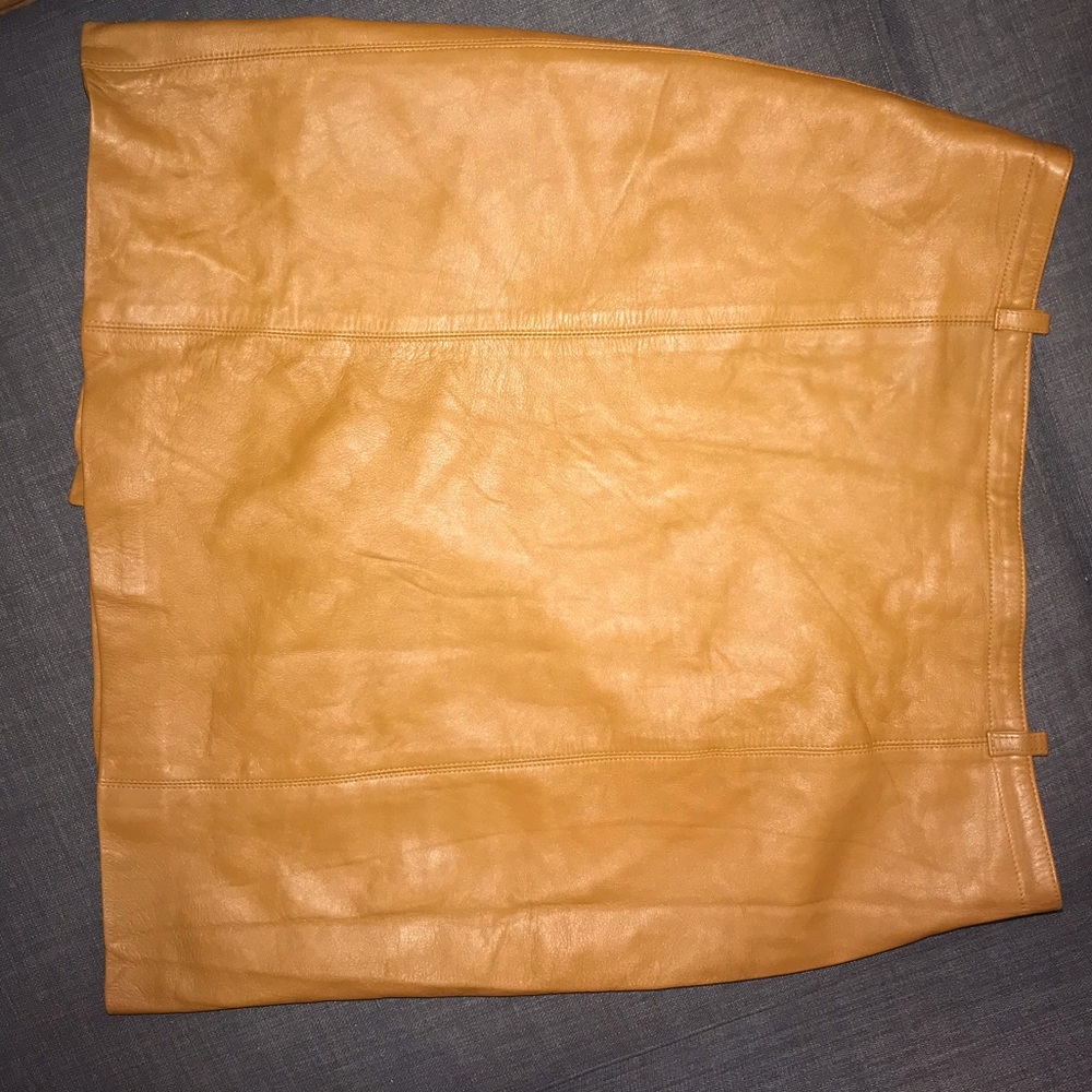 Country Field Trucker Leather Wheat  Skirt Size 18
